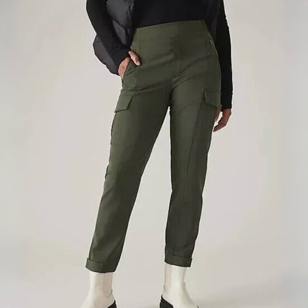 Athleta Endless High Rise Cargo Pants Aspen Olive Size 4